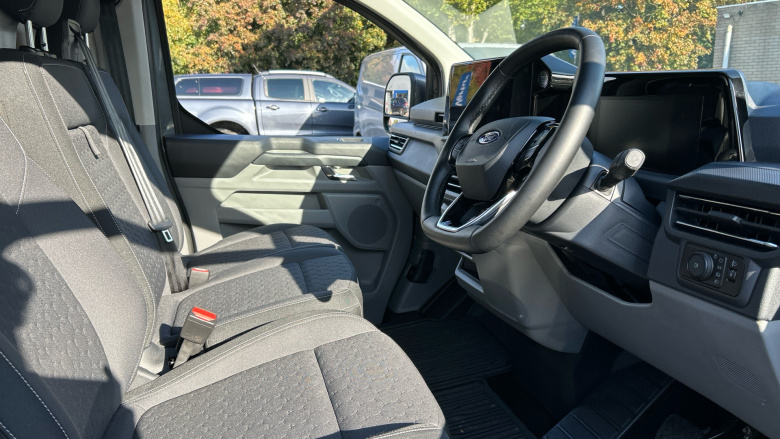 Ford Transit Custom 320 L1 Diesel Fwd 2.0 EcoBlue 170ps H1 Van Limited Auto